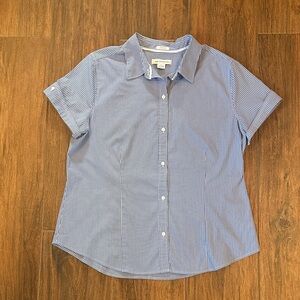 NWOT Liz Claiborne Navy and White Striped Shirt with Short Cuffed Skeeves